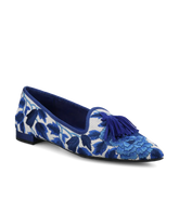The Starfinch 15 Tassel - Empire Blue Teatime Embroidery